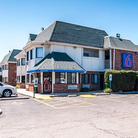 Motel 6 Chicago - Elk Grove Elk Grove Village Kültér fotó