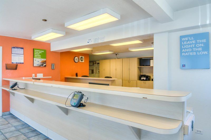 Motel 6 Chicago - Elk Grove Elk Grove Village Kültér fotó
