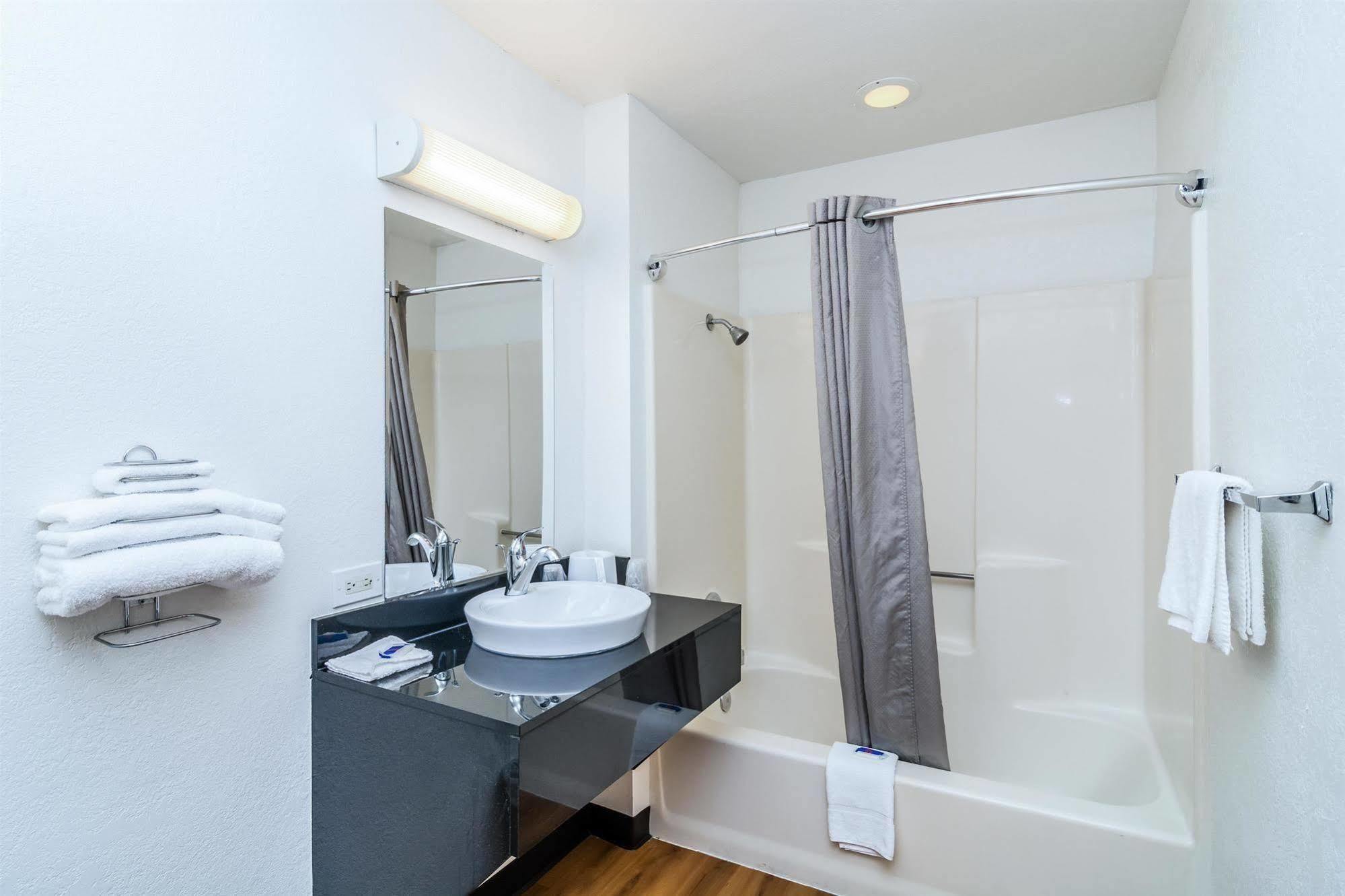 Motel 6 Chicago - Elk Grove Elk Grove Village Kültér fotó