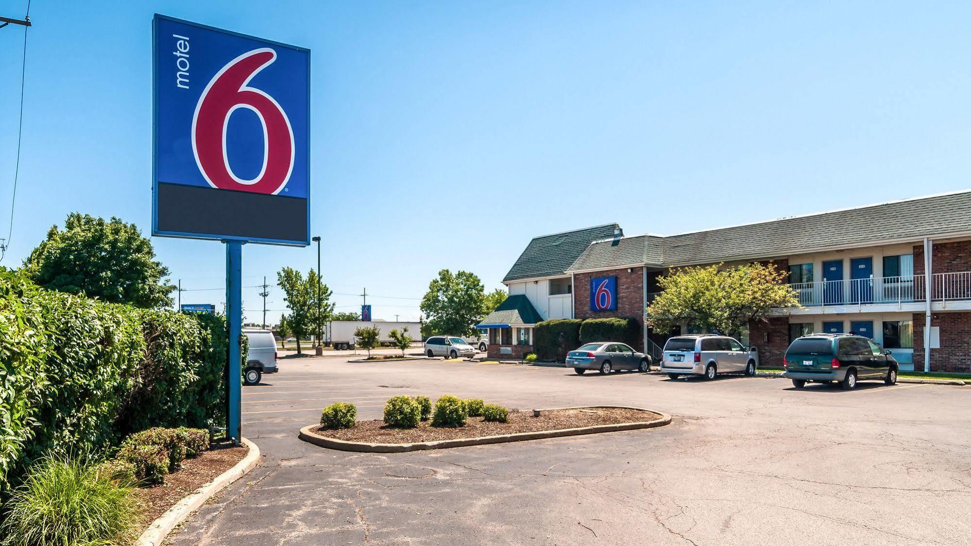 Motel 6 Chicago - Elk Grove Elk Grove Village Kültér fotó